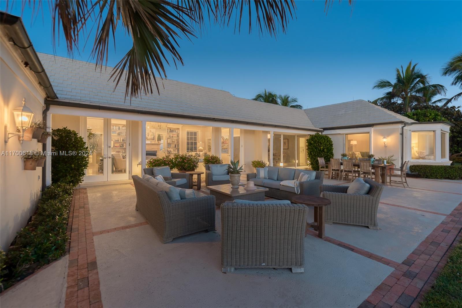 247 S Beach Rd, Jupiter Island, Florida image 49