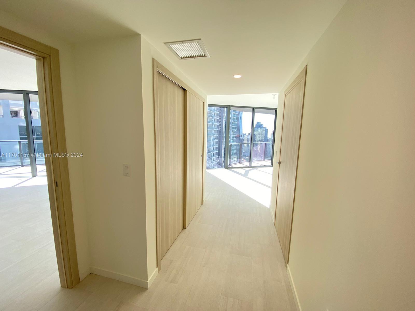 1000 Brickell Plz #3701, Miami FL 33131
