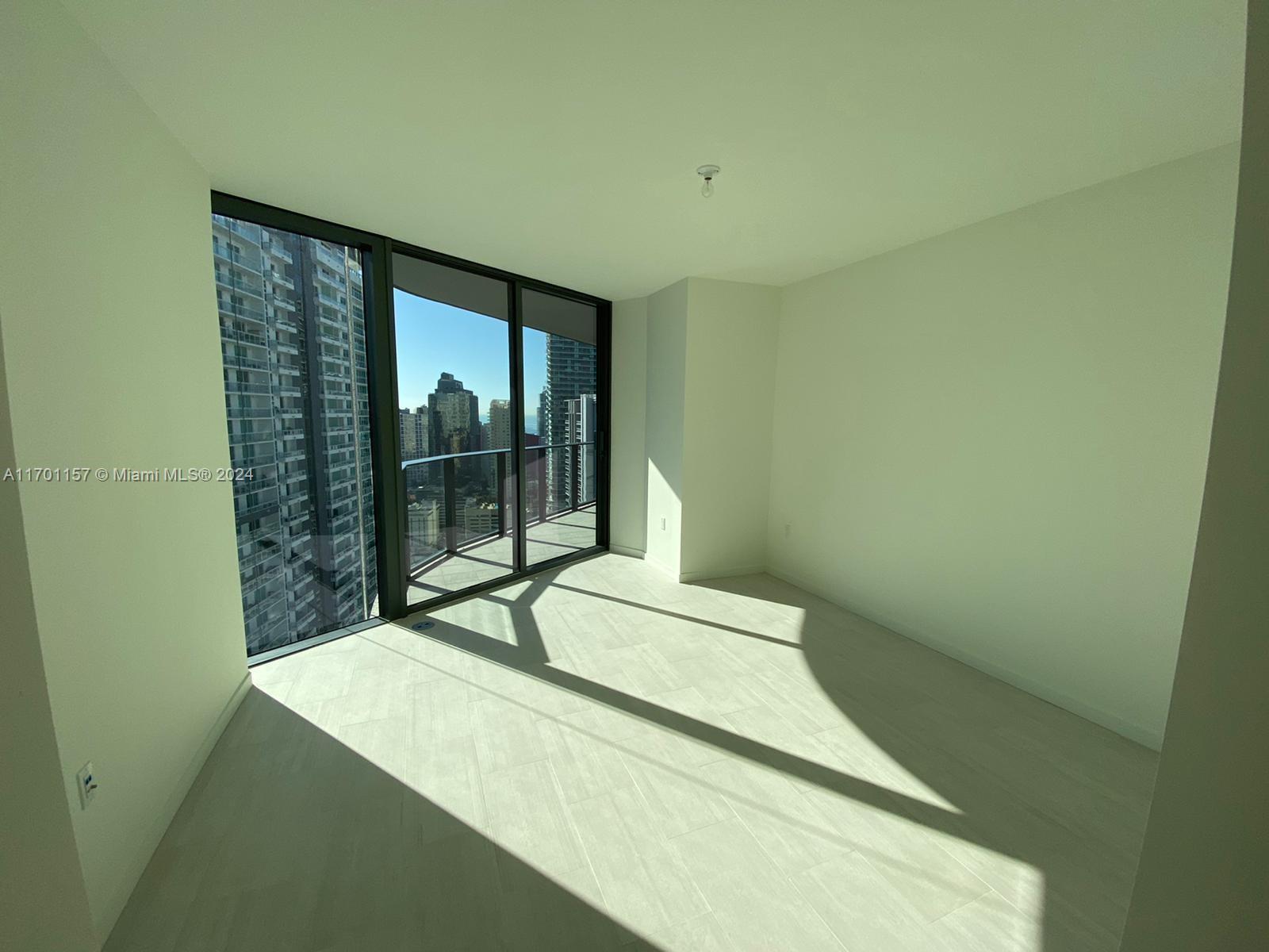 1000 Brickell Plz #3701, Miami FL 33131