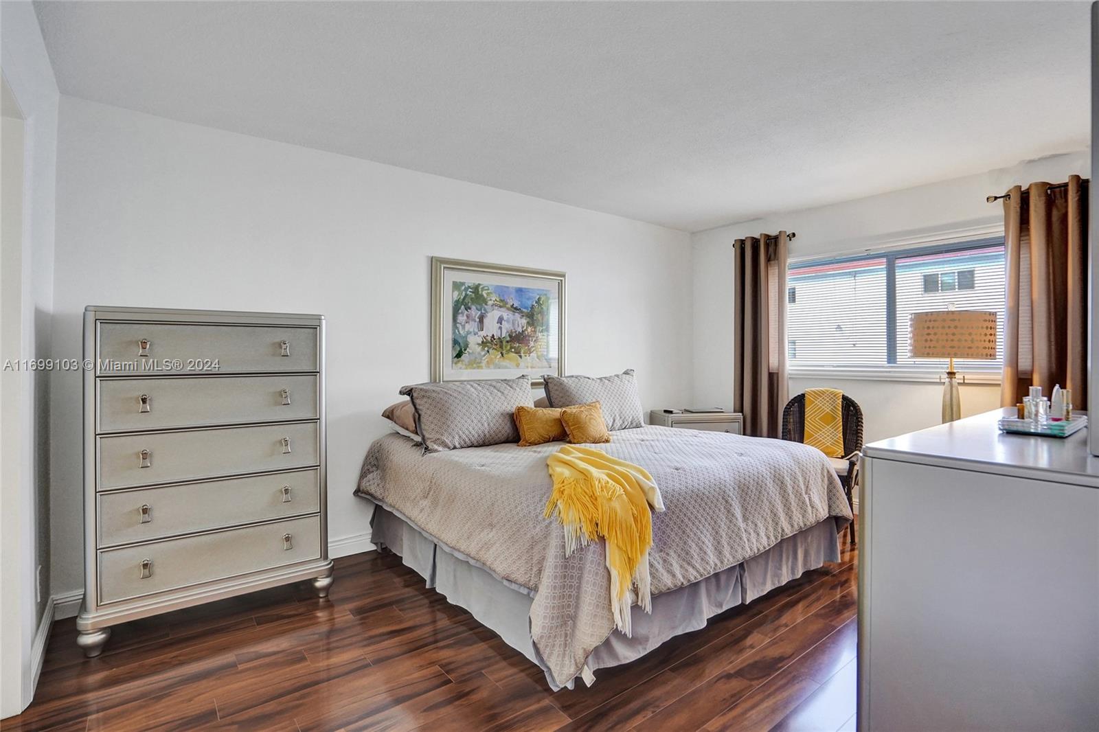 580 Egret Dr #220, Hallandale Beach, Florida image 15