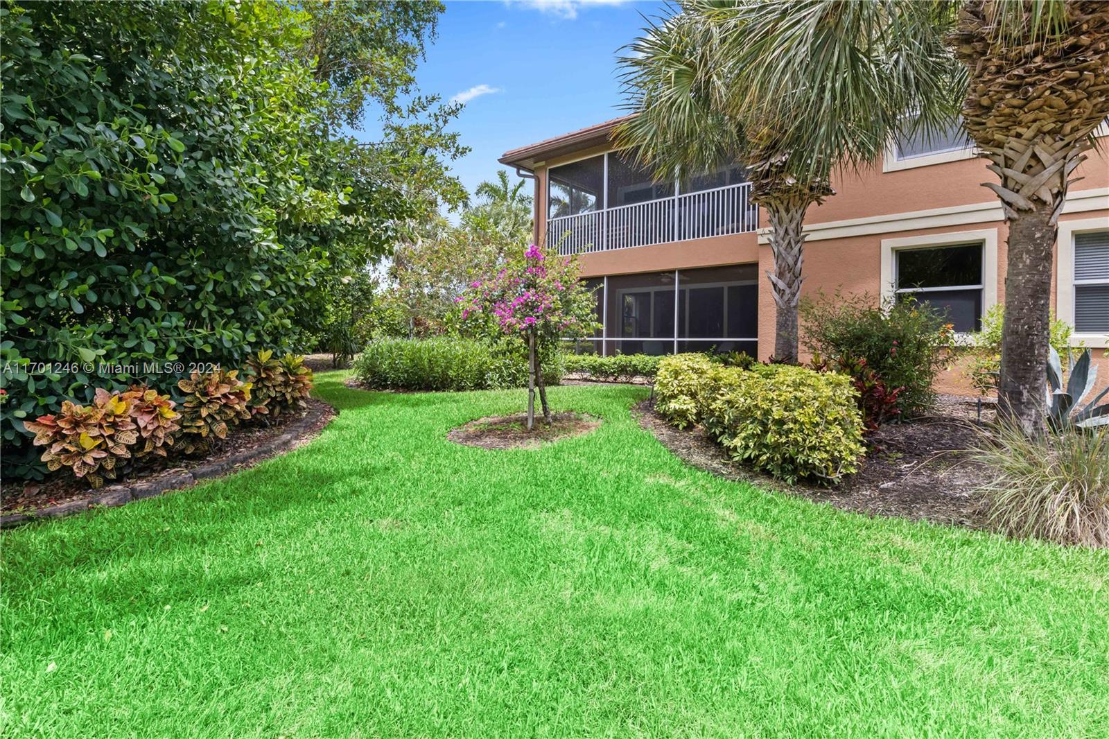 6637 Alden Woods #102, Naples, Florida image 39