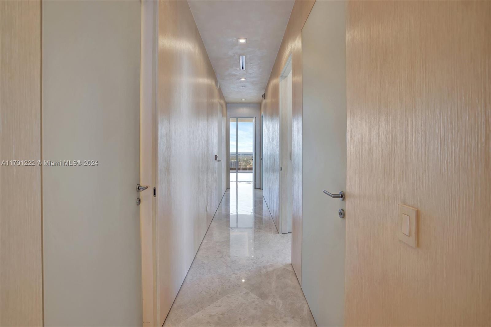 18501 E Collins Ave #5001, Sunny Isles Beach, Florida image 35