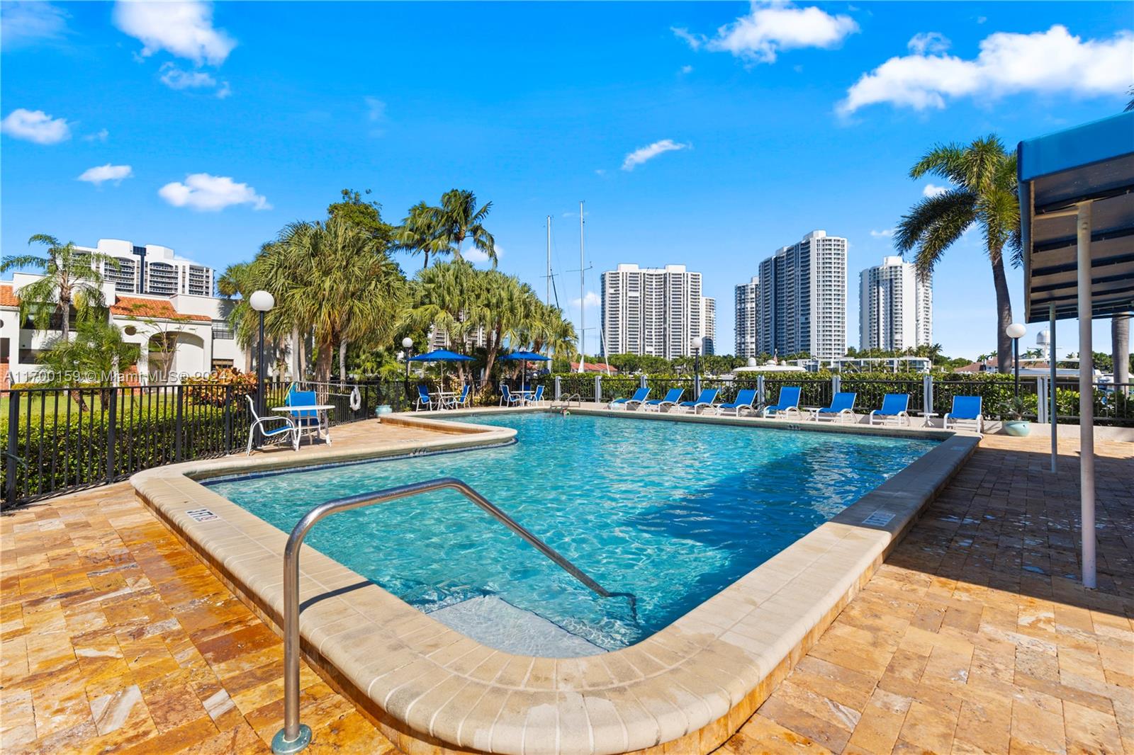 3552 Magellan Cir #123, Aventura, Florida image 29