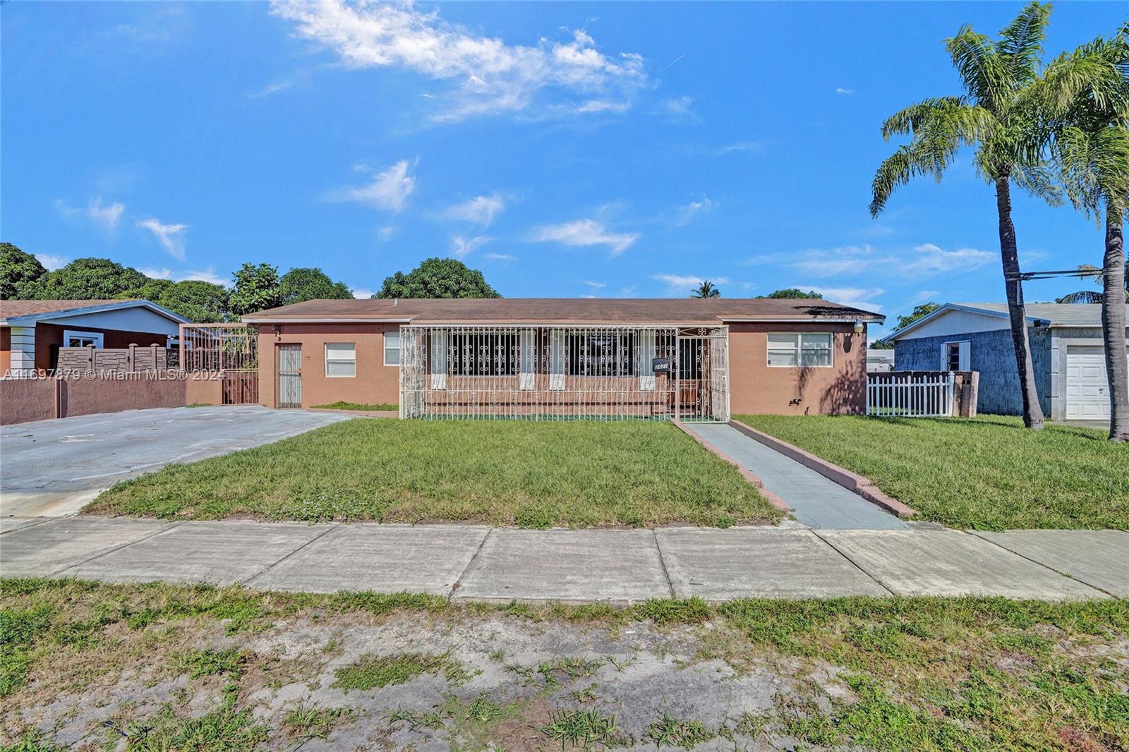 2821 NW 209th Ter, Miami Gardens, Florida image 1