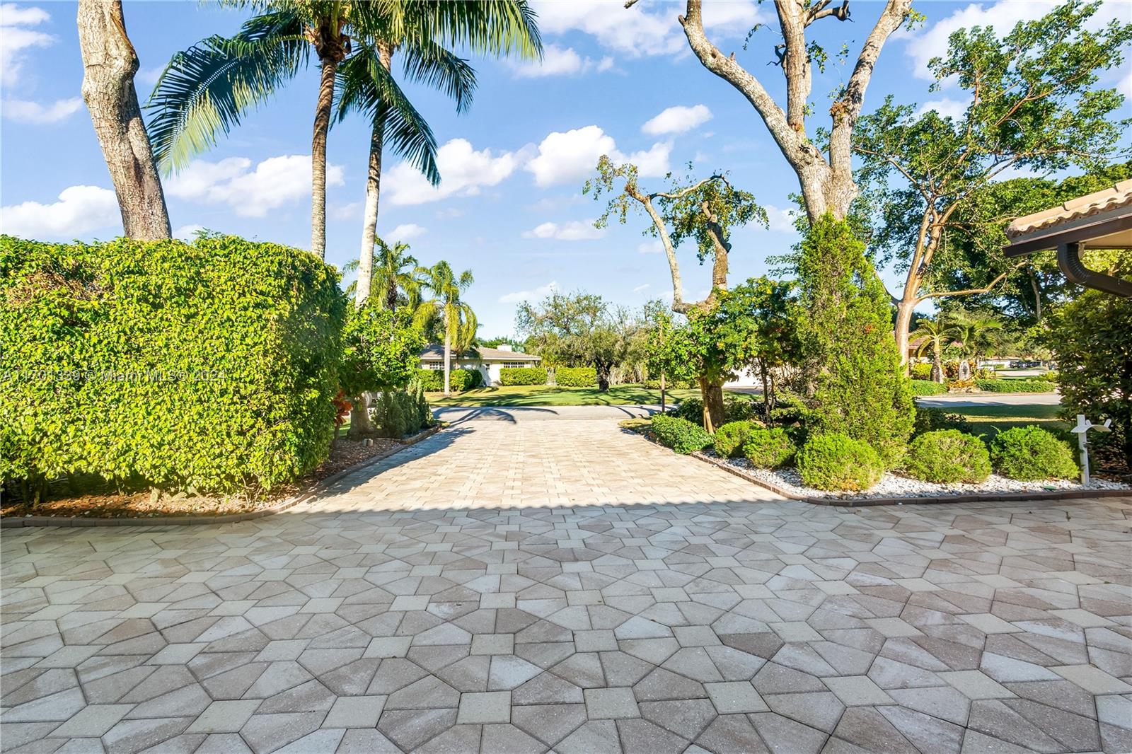 4340 NW 103rd Dr, Coral Springs, Florida image 4