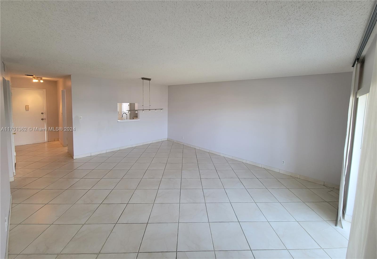 218 NE 12th Ave #502, Hallandale Beach, Florida image 13