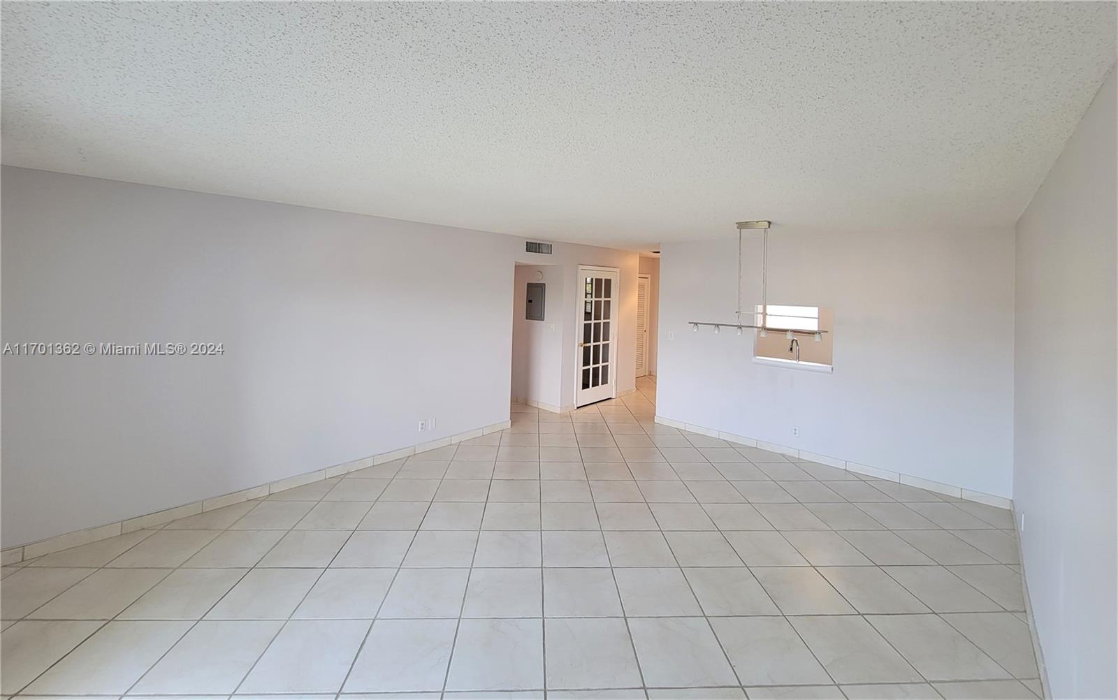 218 NE 12th Ave #502, Hallandale Beach, Florida image 3