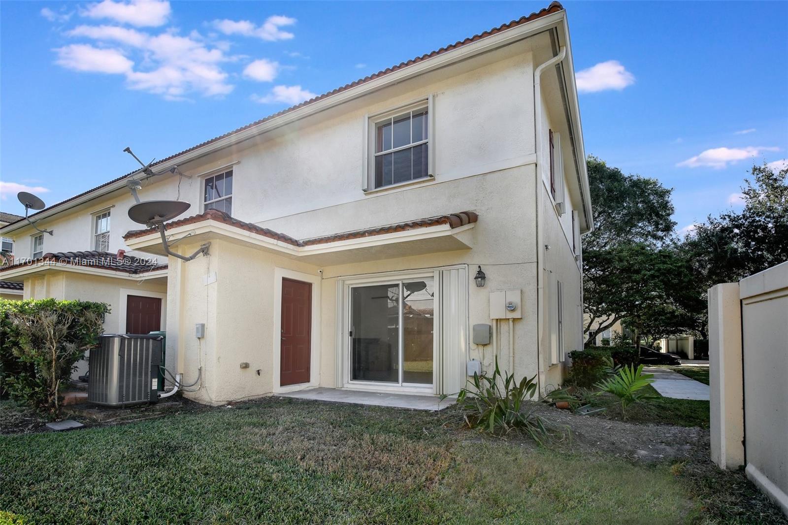 10010 SW 21st St, Miramar, Florida image 32