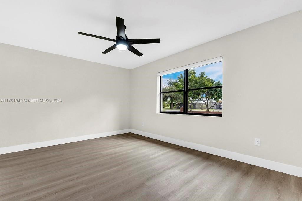 1220 N 57th Ave, Hollywood, Florida image 17