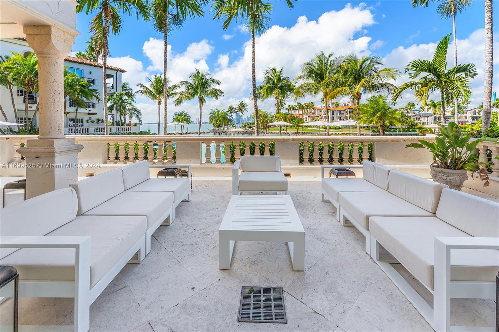 , Miami Beach FL 33109