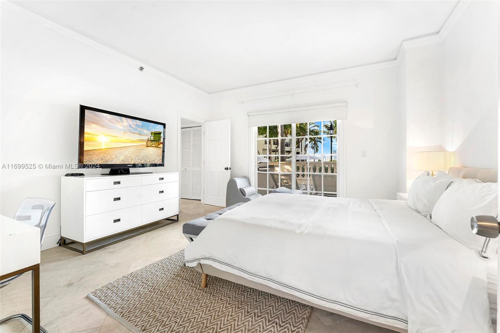 , Miami Beach FL 33109