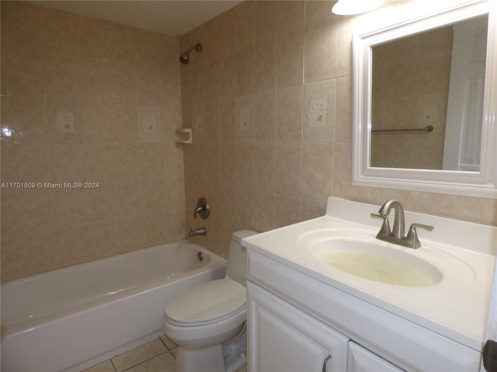 5625 W 20th Ave #309, Hialeah, Florida image 3