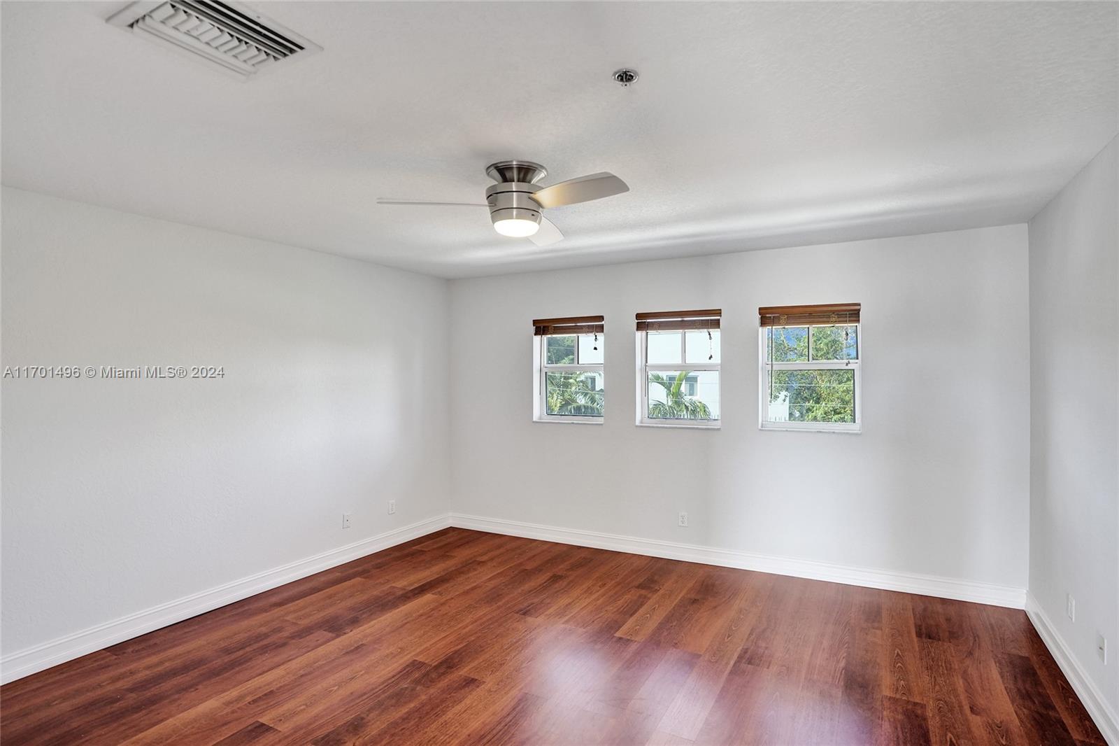 605 NE 11th Ave, Fort Lauderdale, Florida image 39