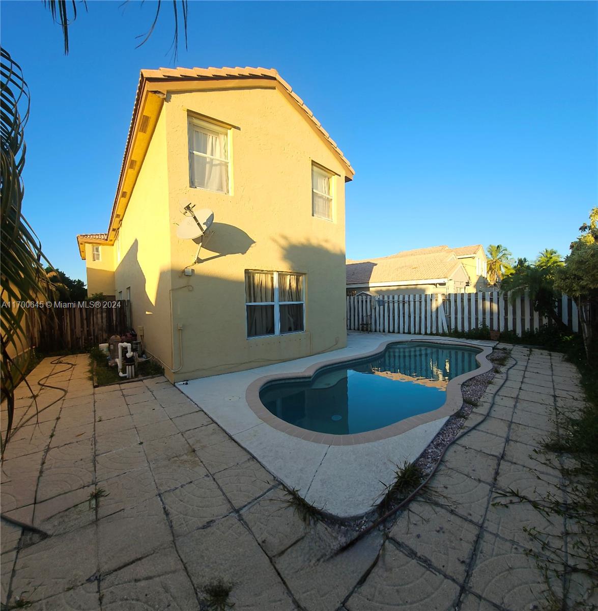 17352 SW 18th St, Miramar, Florida image 39