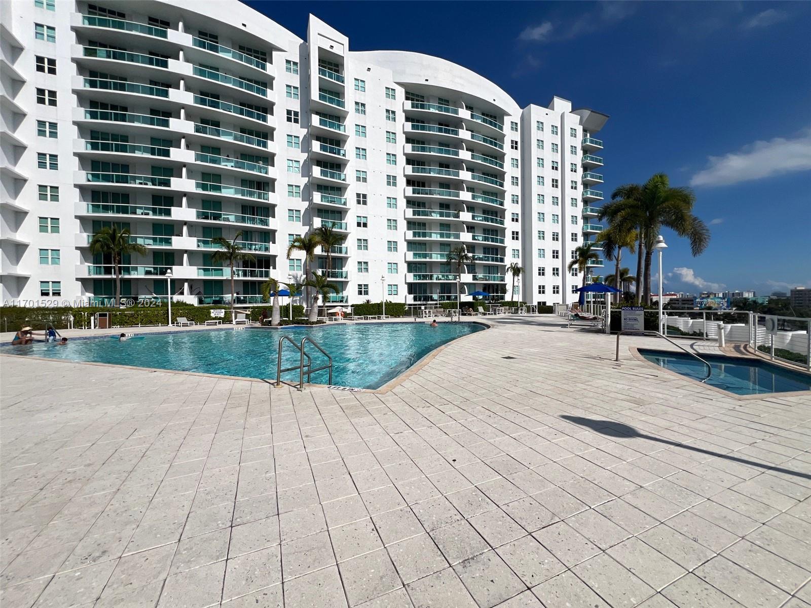 7900 Harbor Island Dr #521, North Bay Village FL 33141