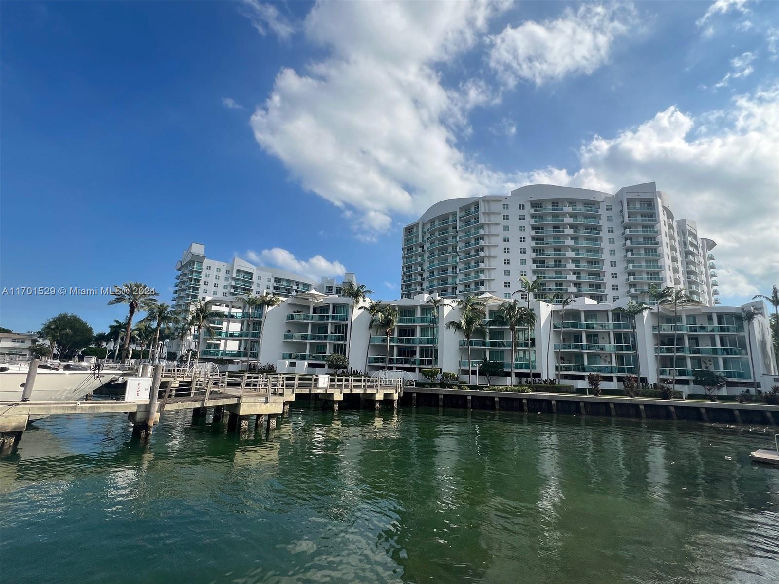 7900 Harbor Island Dr #521, North Bay Village FL 33141