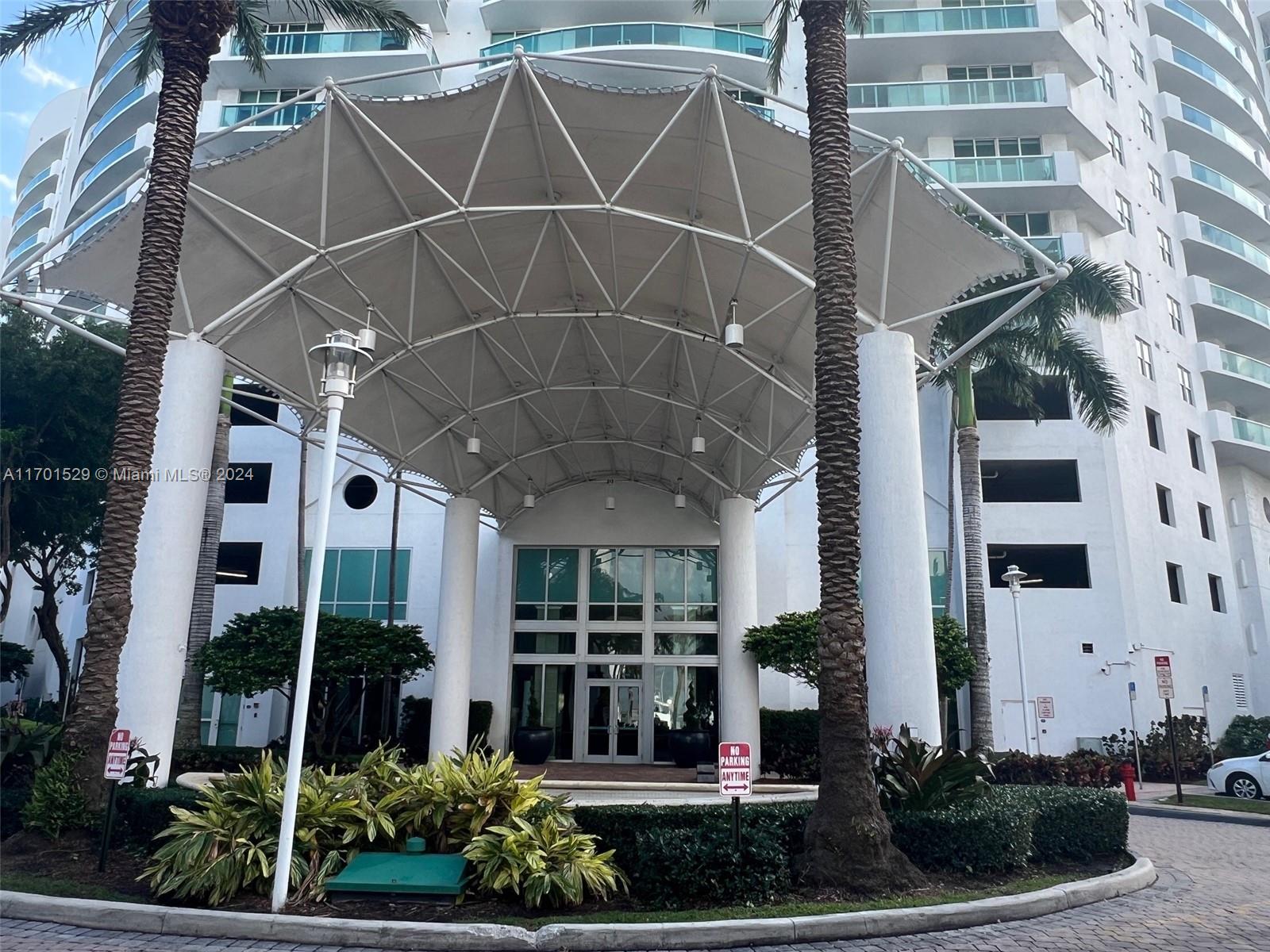 7900 Harbor Island Dr #521, North Bay Village FL 33141