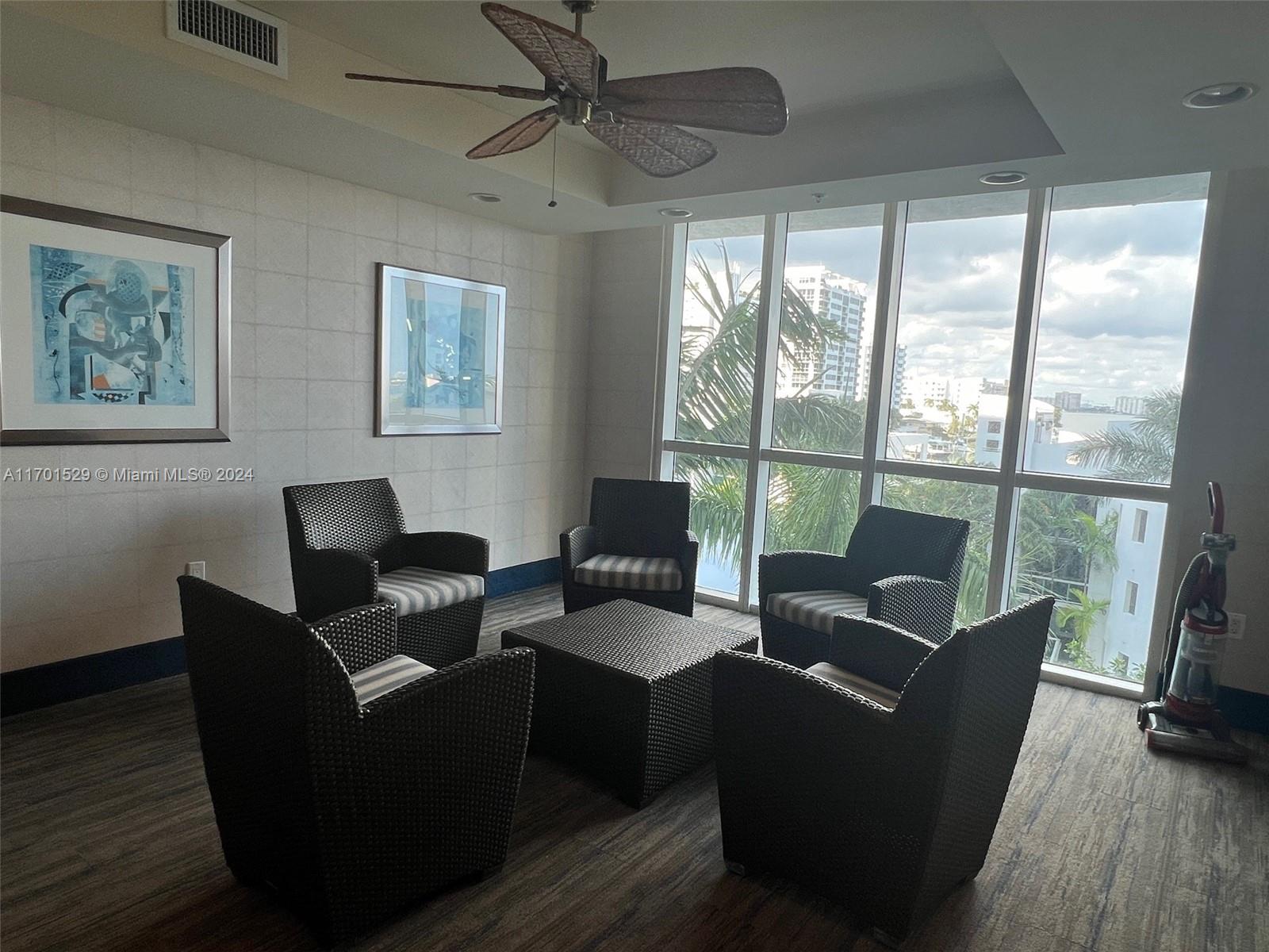 7900 Harbor Island Dr #521, North Bay Village FL 33141