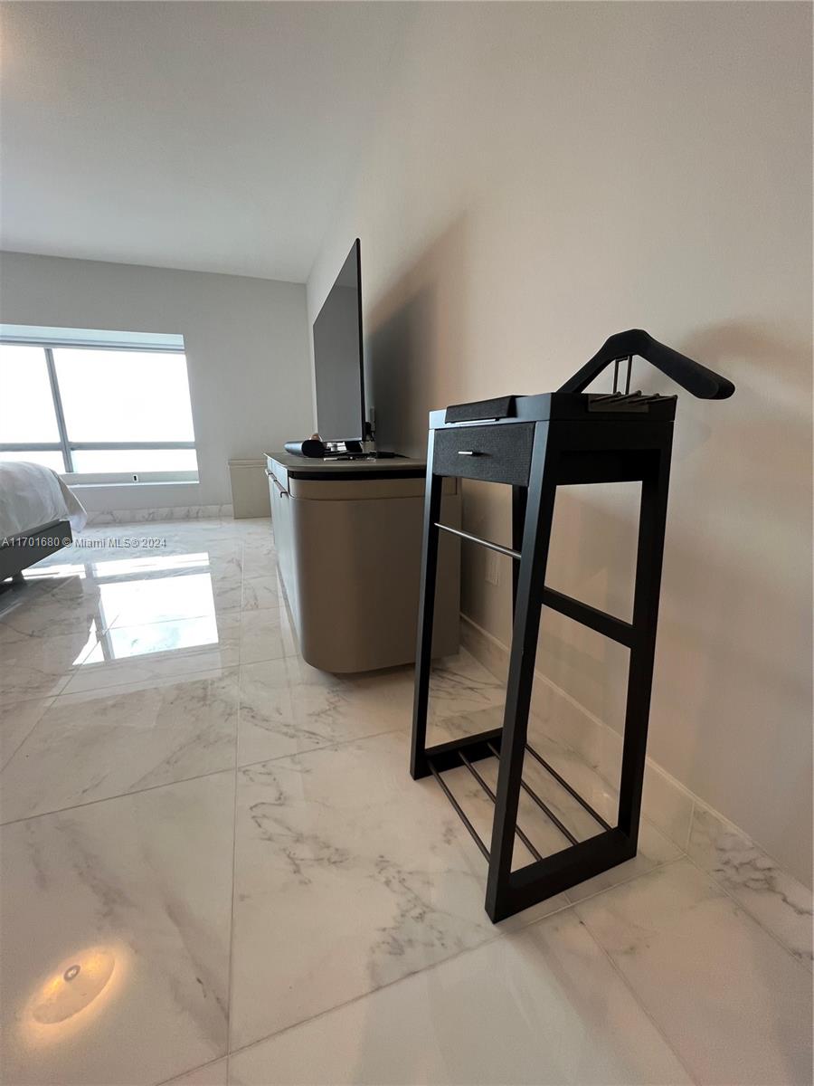 1435 Brickell Ave #3307, Miami, Florida image 12