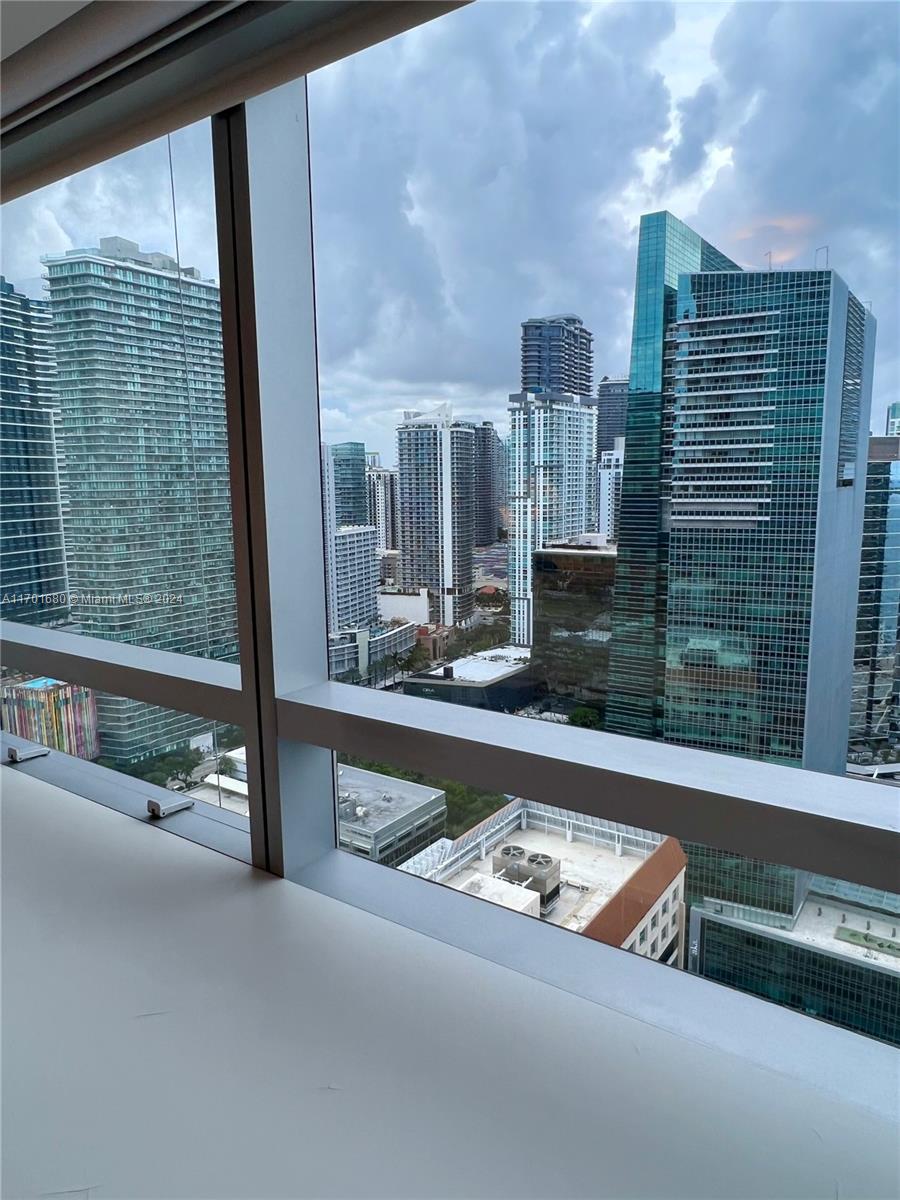 1435 Brickell Ave #3307, Miami, Florida image 36