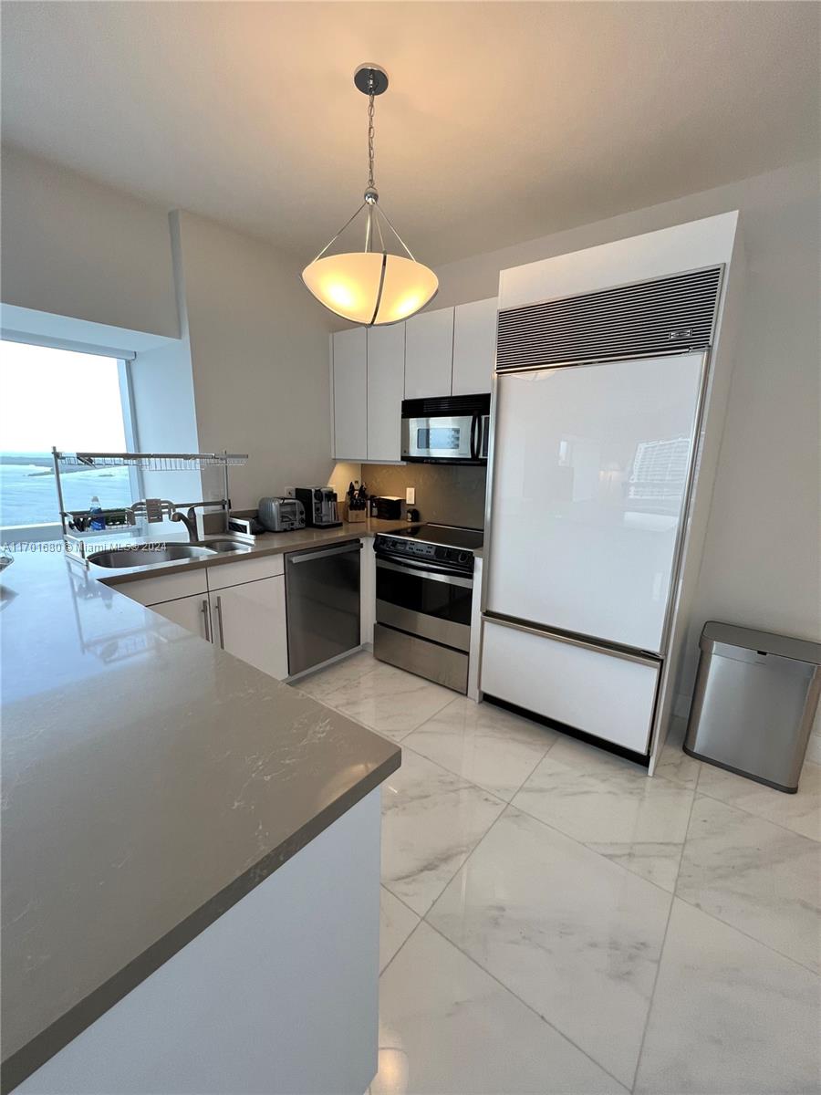 1435 Brickell Ave #3307, Miami, Florida image 49