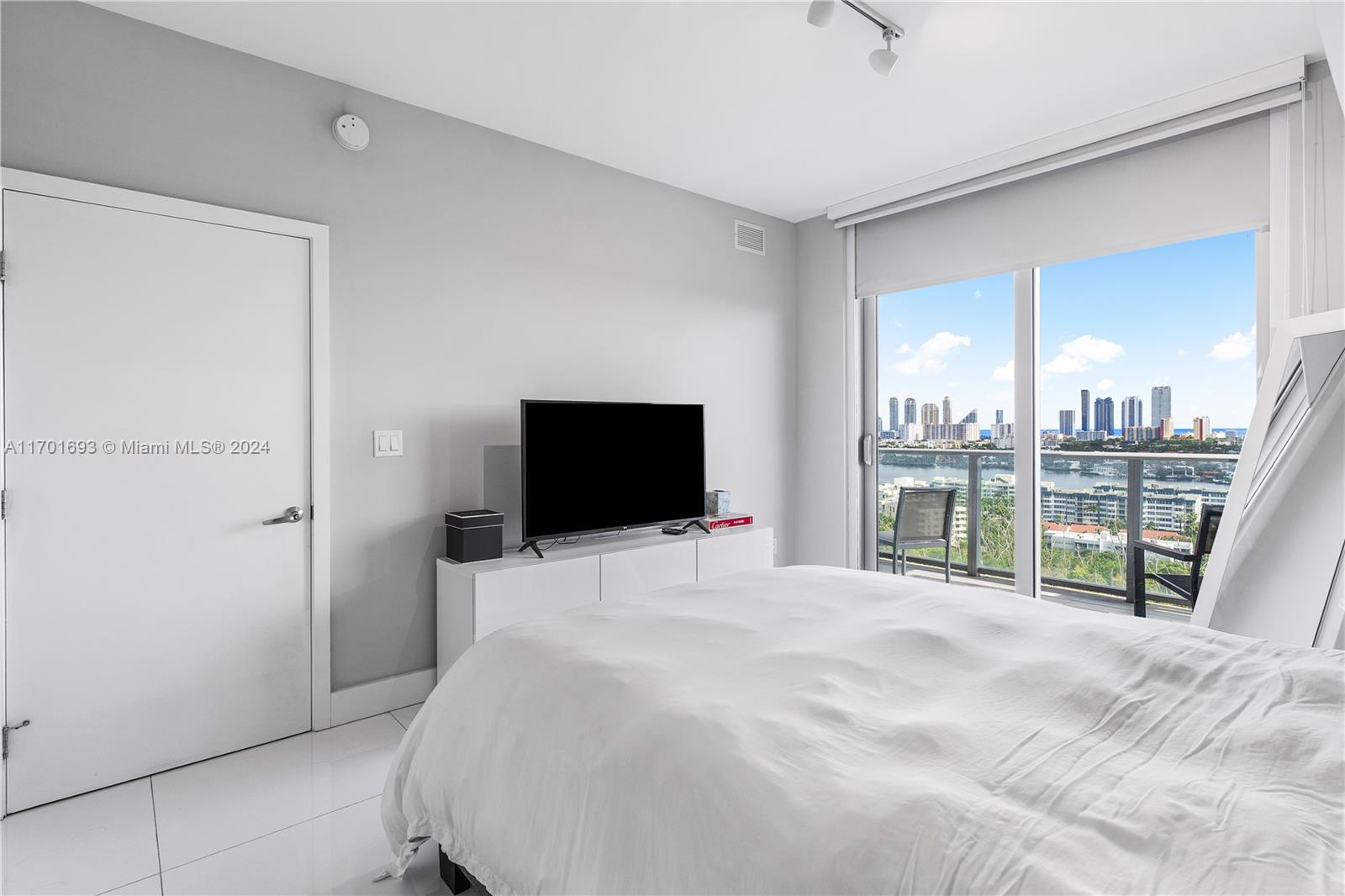 16385 Biscayne Blvd #1816, North Miami Beach, Florida image 15