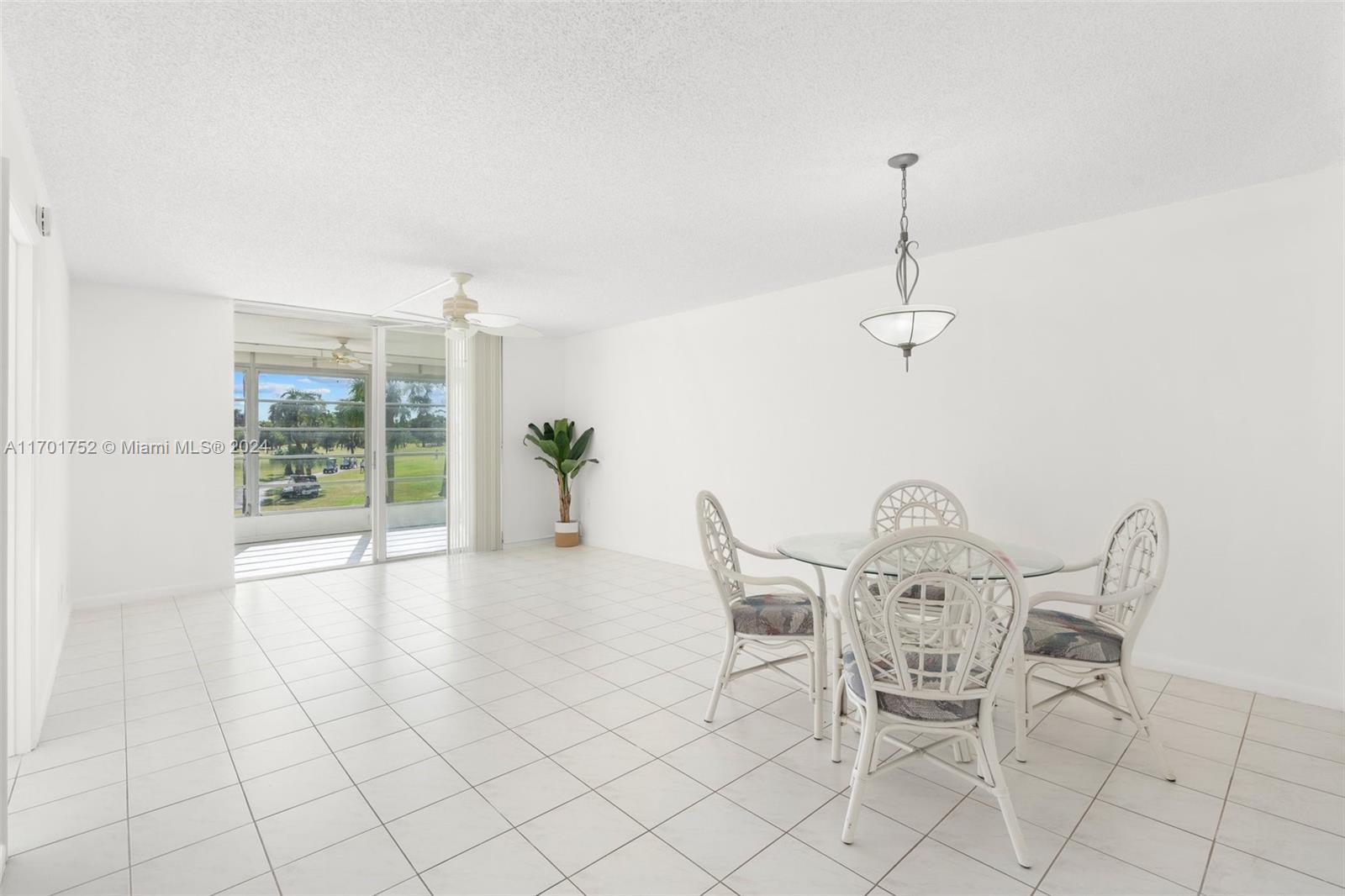 7690 NW 18th St #207, Margate, Florida image 11