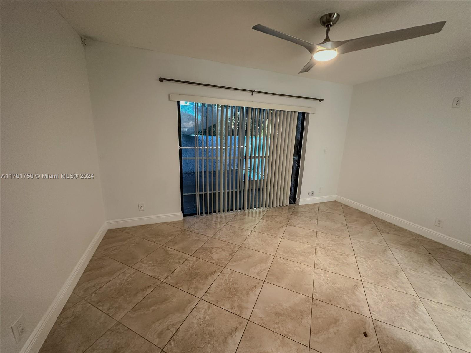 9767 Riverside Dr #72-2, Coral Springs, Florida image 15