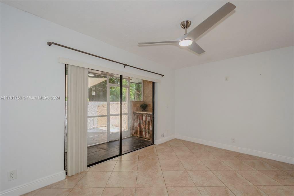 9767 Riverside Dr #72-2, Coral Springs, Florida image 18