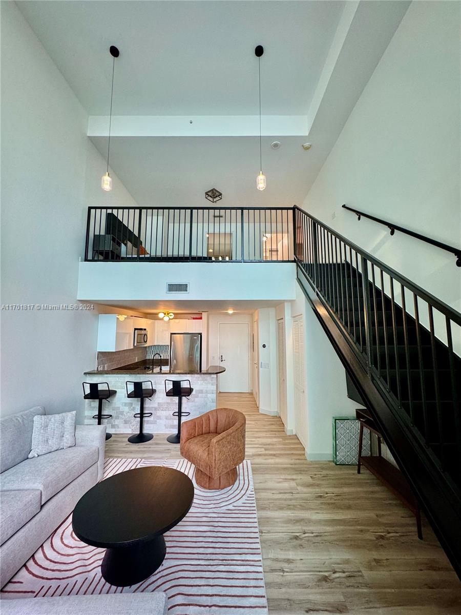 300 S Biscayne Blvd #L-1210, Miami FL 33131
