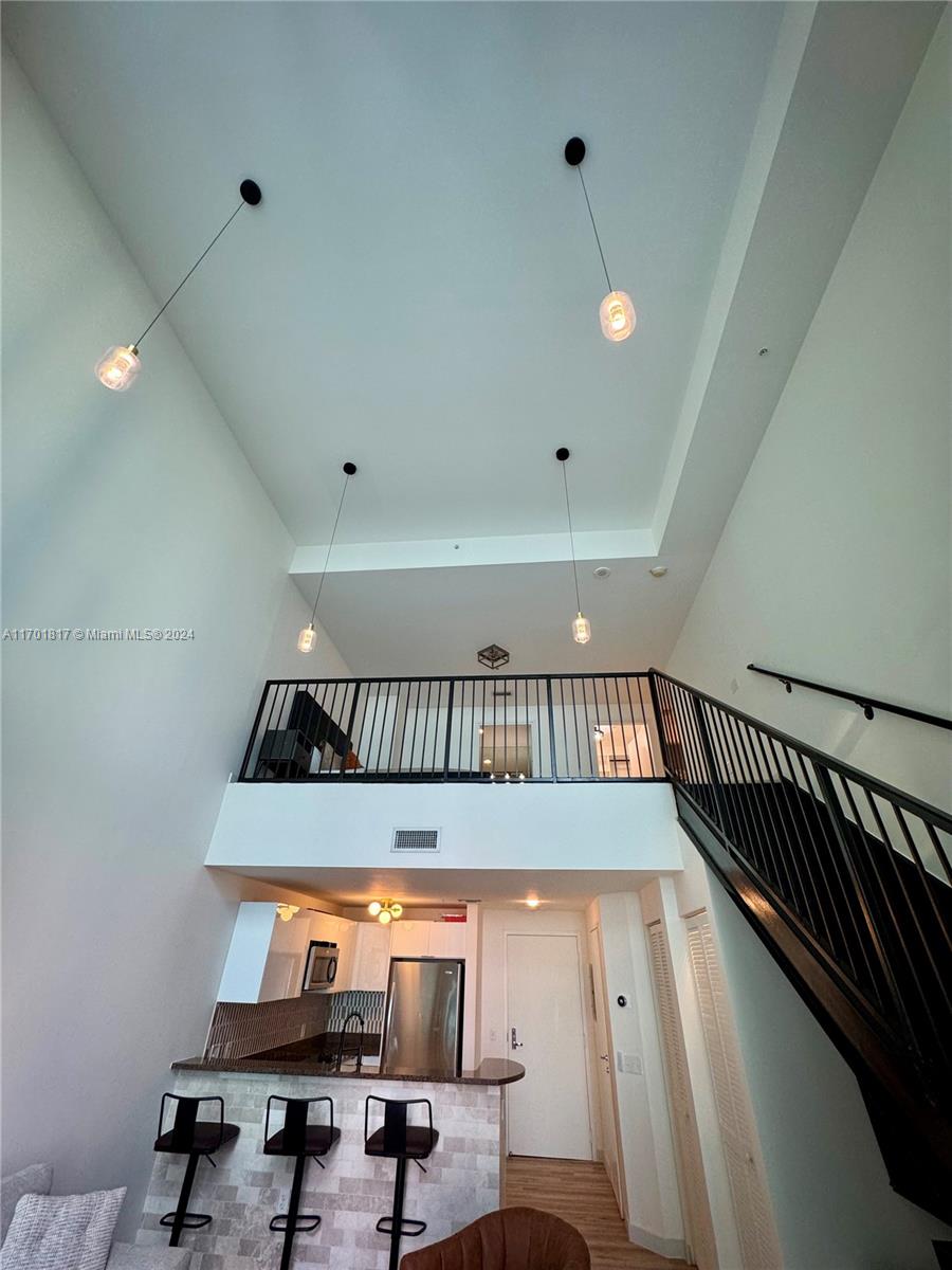 300 S Biscayne Blvd #L-1210, Miami FL 33131