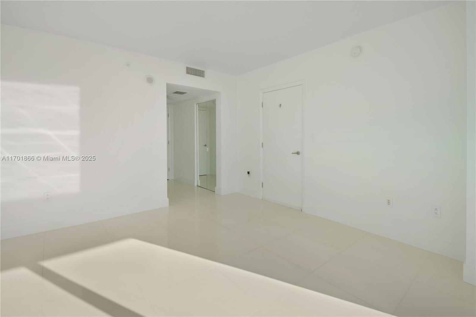 1800 N Bayshore Dr #3510, Miami FL 33132