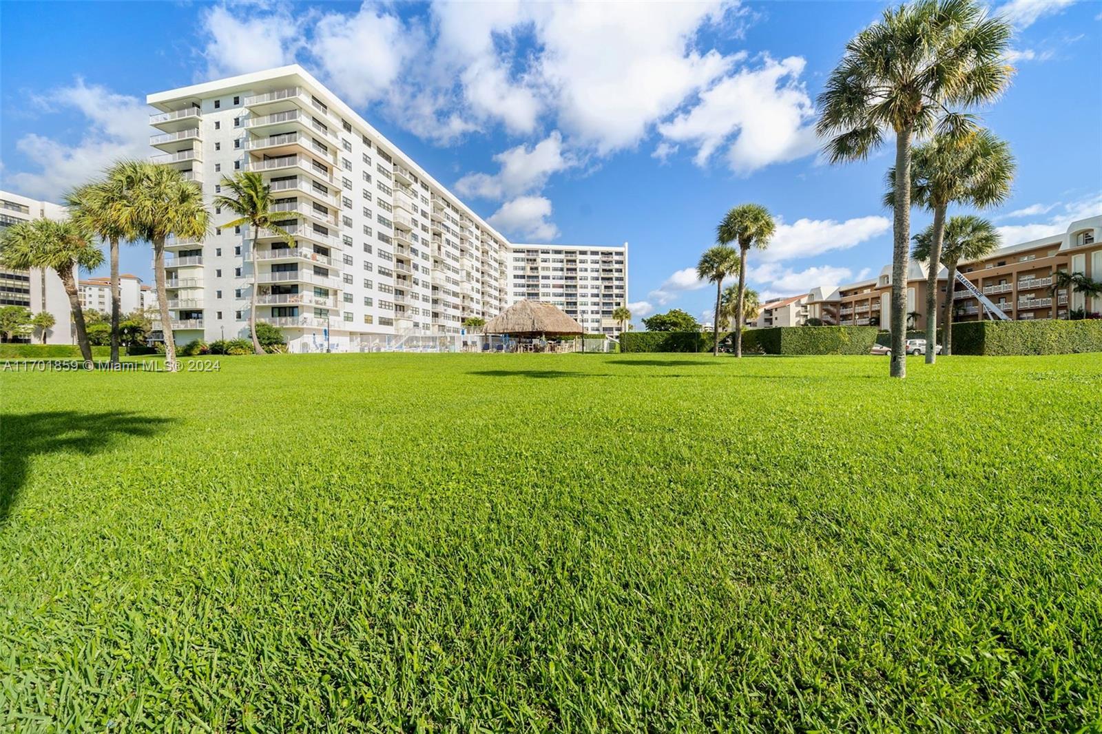 336 Golfview Rd #308, North Palm Beach, Florida image 29