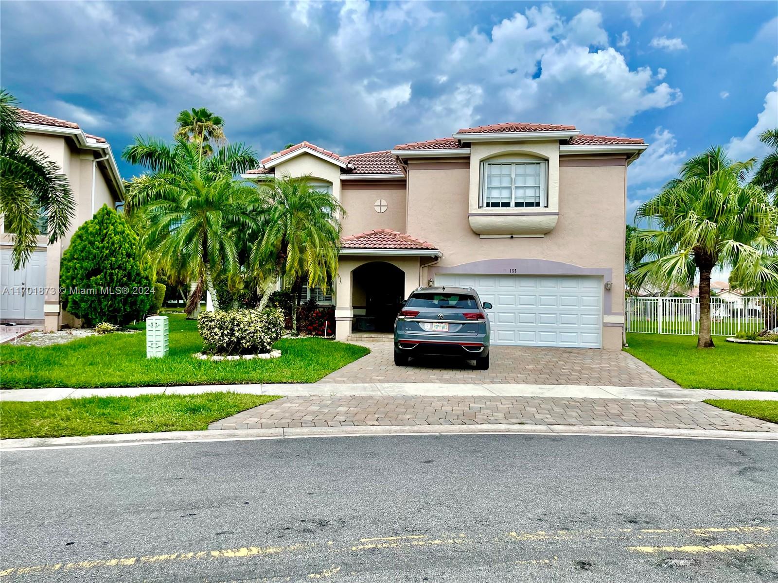 155 Granada Ave, Weston, Florida image 2