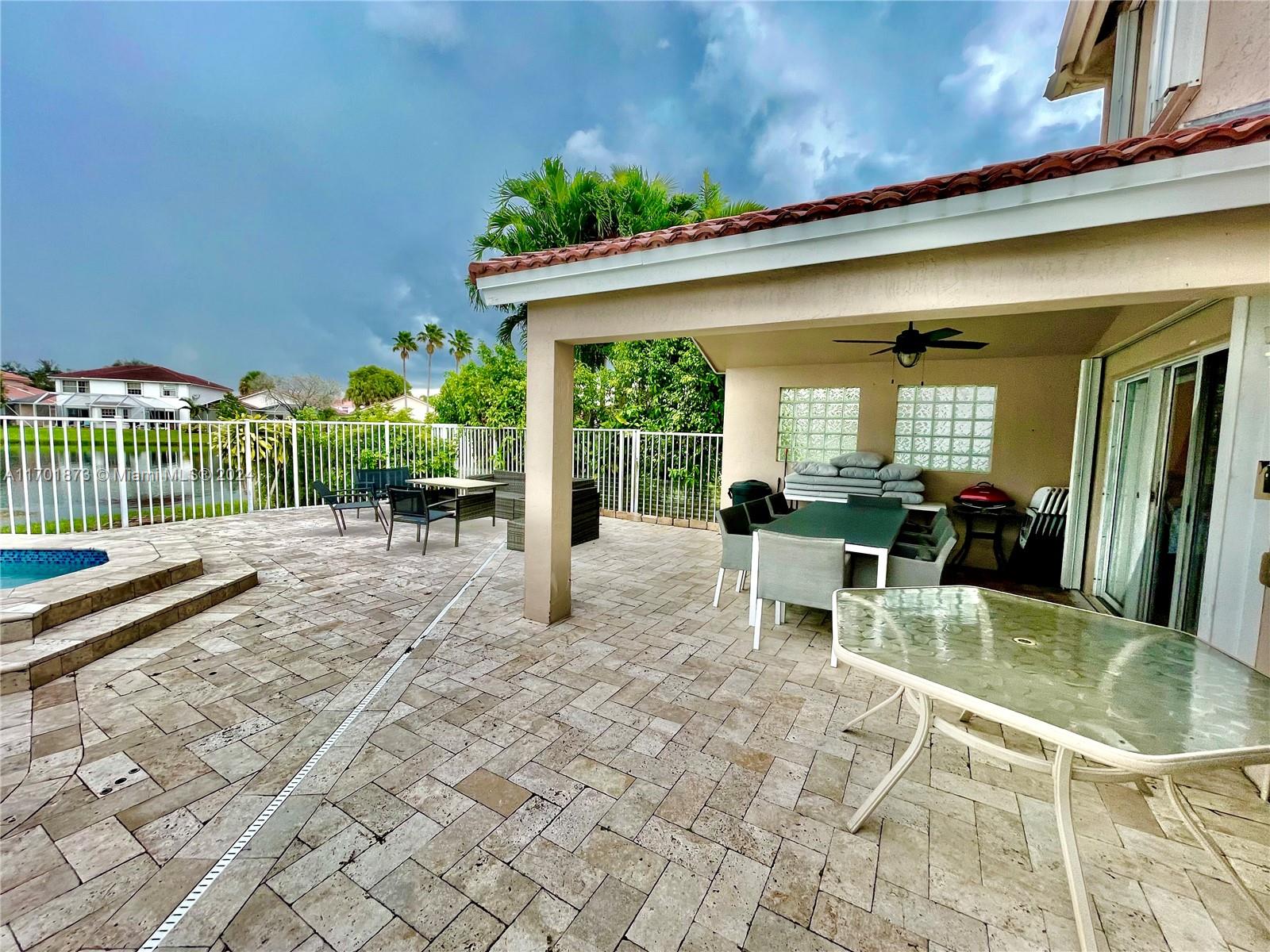 155 Granada Ave, Weston, Florida image 28