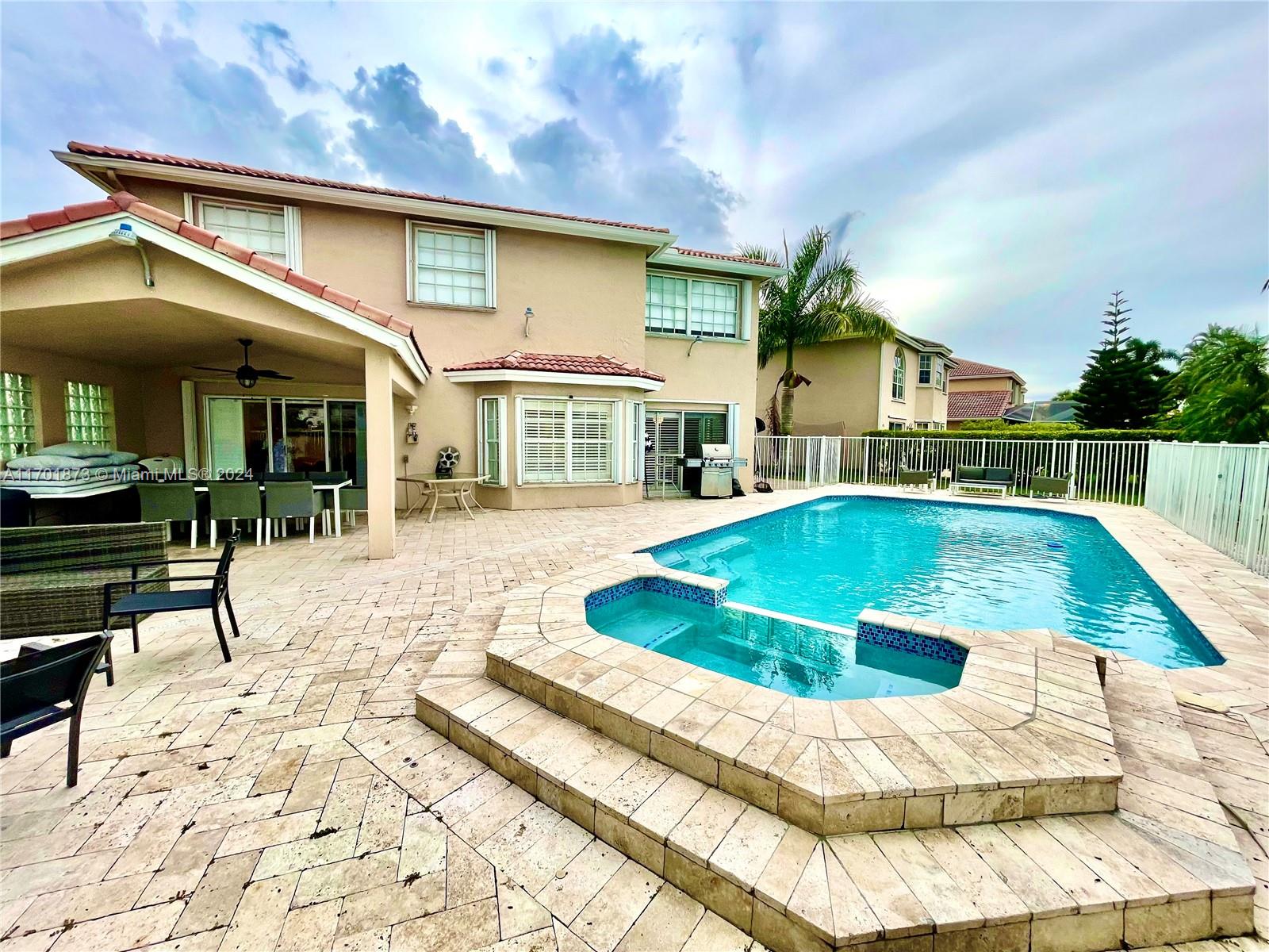 155 Granada Ave, Weston, Florida image 31