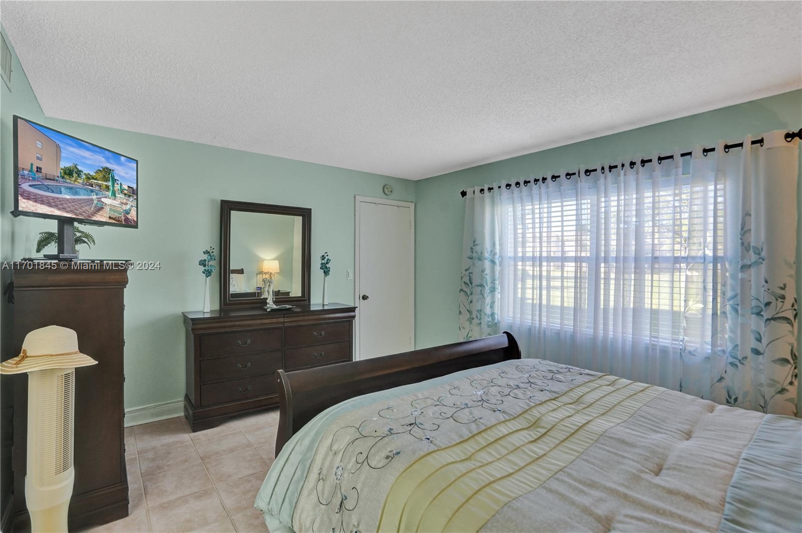 9330 Sunrise Lakes Blvd #109, Sunrise, Florida image 34