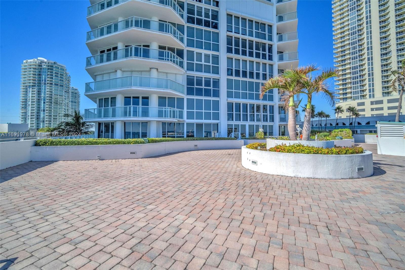 16485 Collins Ave-(direct Ocean View Corner) #431, Sunny Isles Beach, Florida image 23