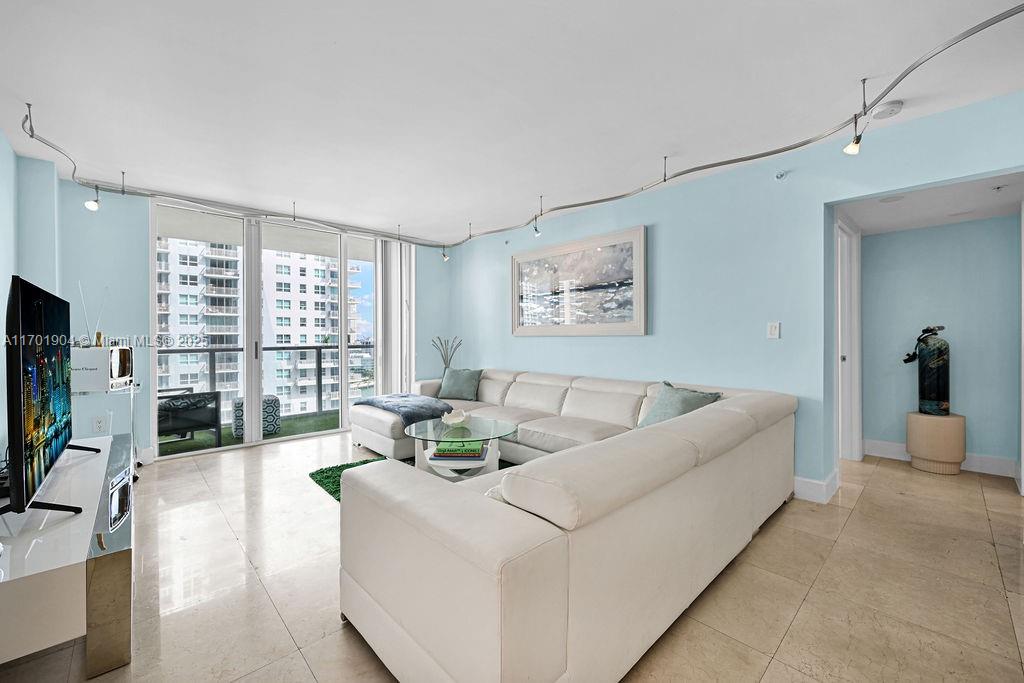 1155 Brickell Bay Dr #2004, Miami, Florida image 36