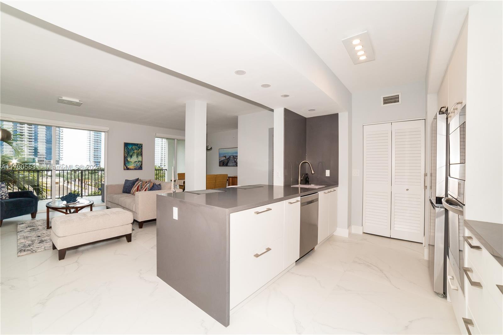 17145 N Bay Rd #4607, Sunny Isles Beach, Florida image 18