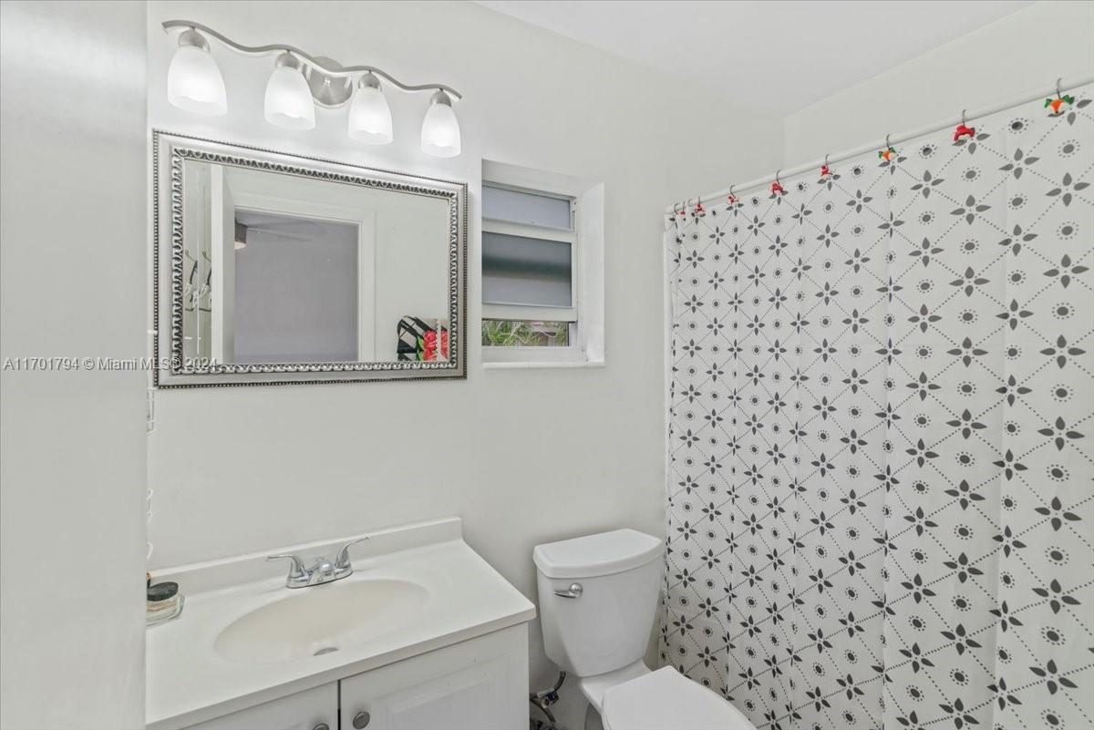 12545 SW 32nd Ter, Miami, Florida image 13