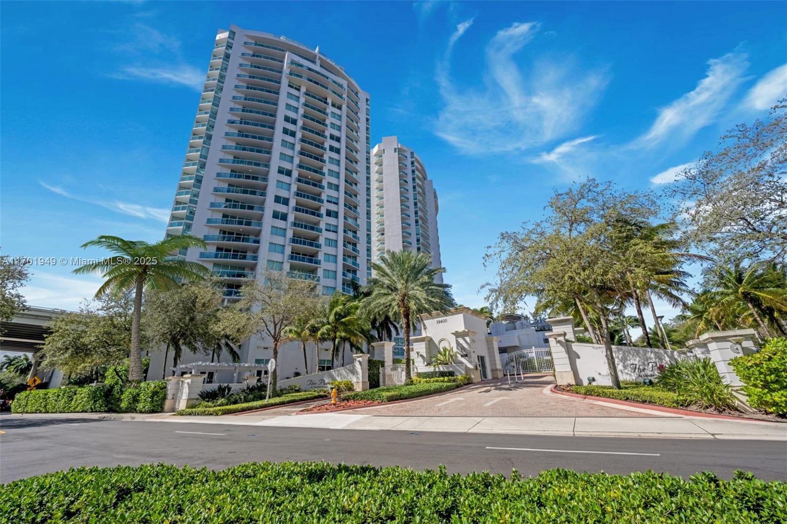 19400 Turnberry Way #1012, Aventura, Florida image 32