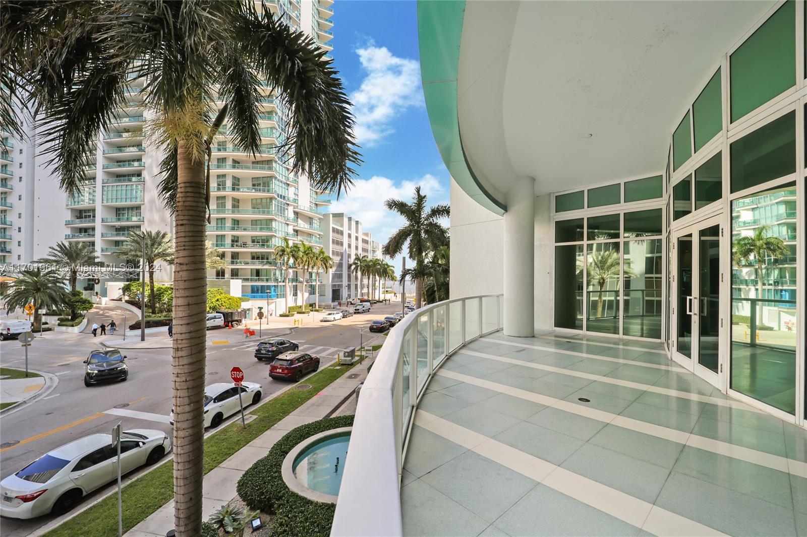 218 SE 14th St #1906, Miami FL 33131