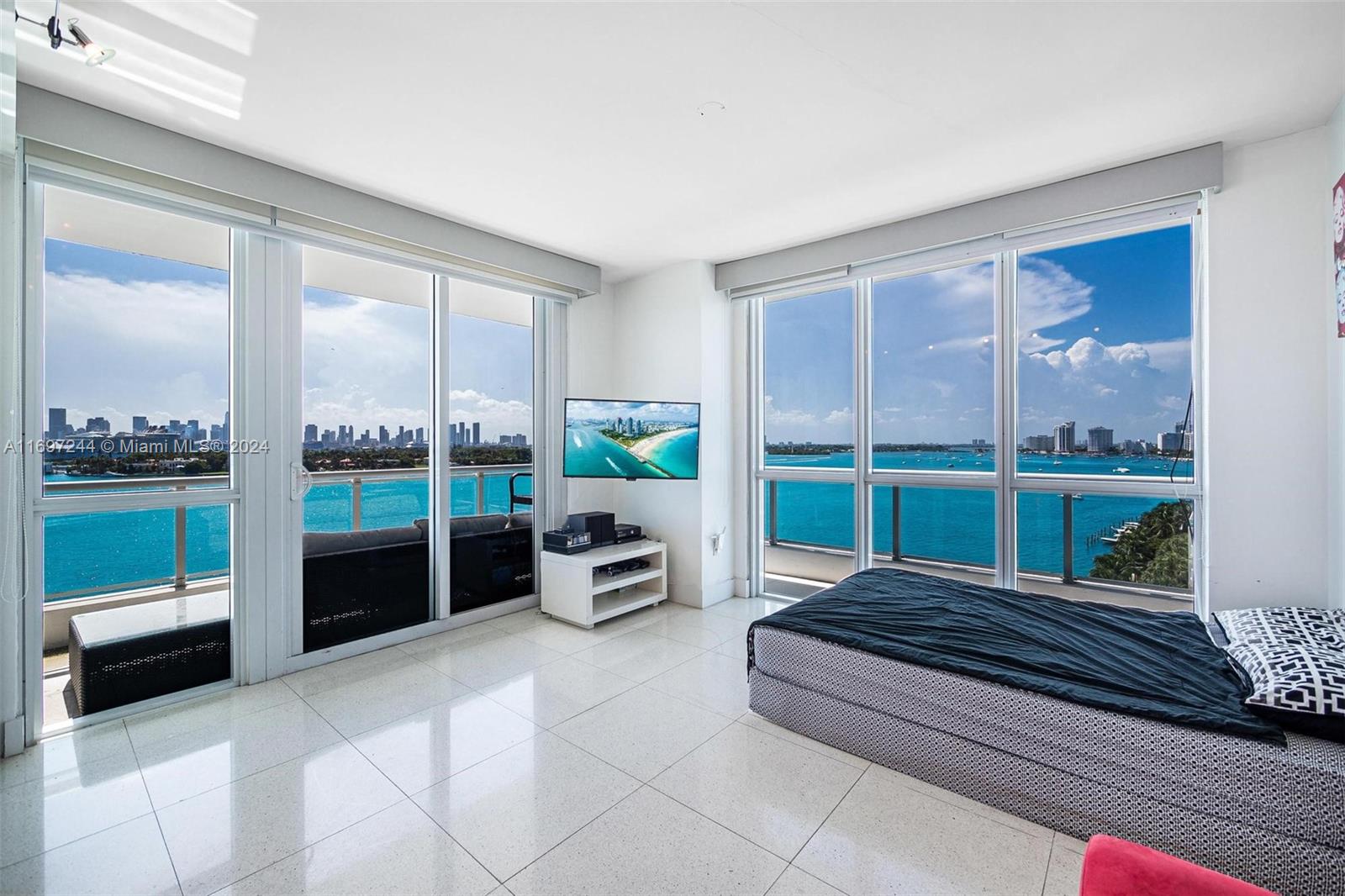 540 West Ave #914, Miami Beach FL 33139