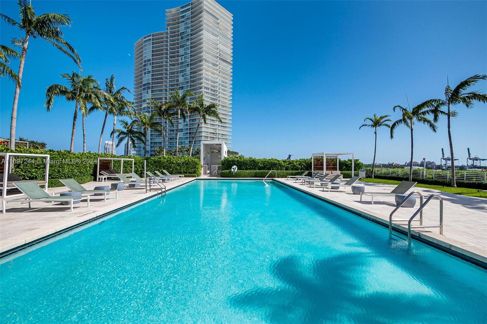 540 West Ave #914, Miami Beach FL 33139
