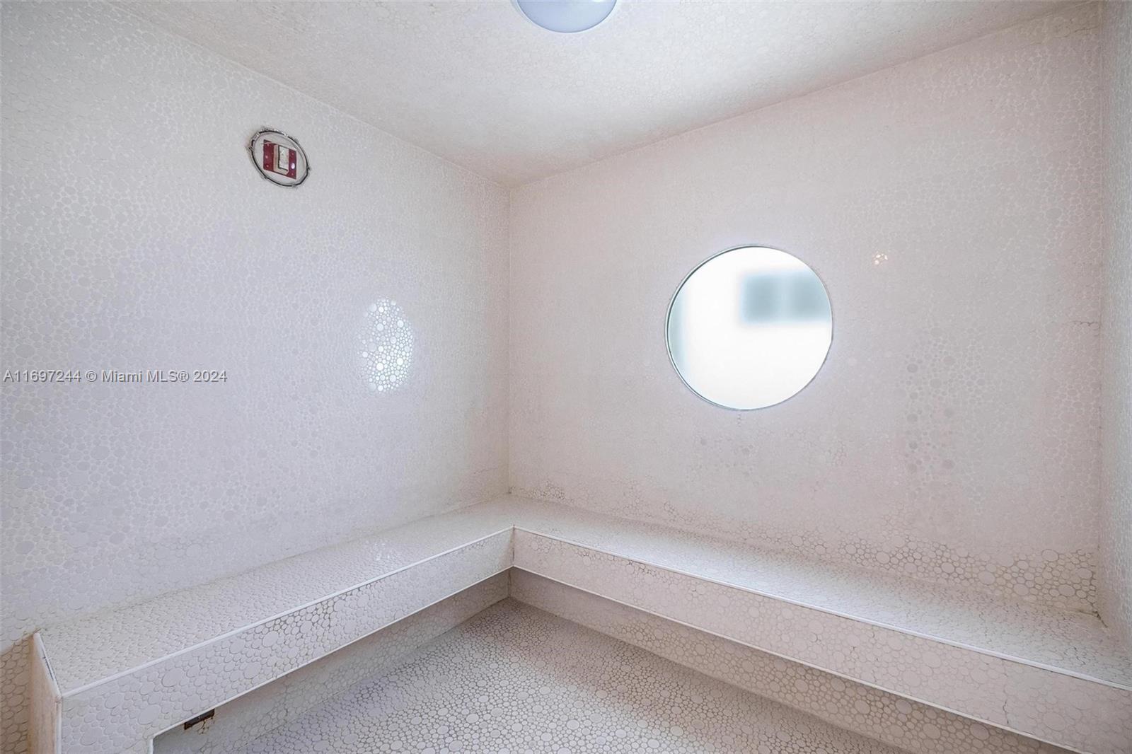540 West Ave #914, Miami Beach FL 33139