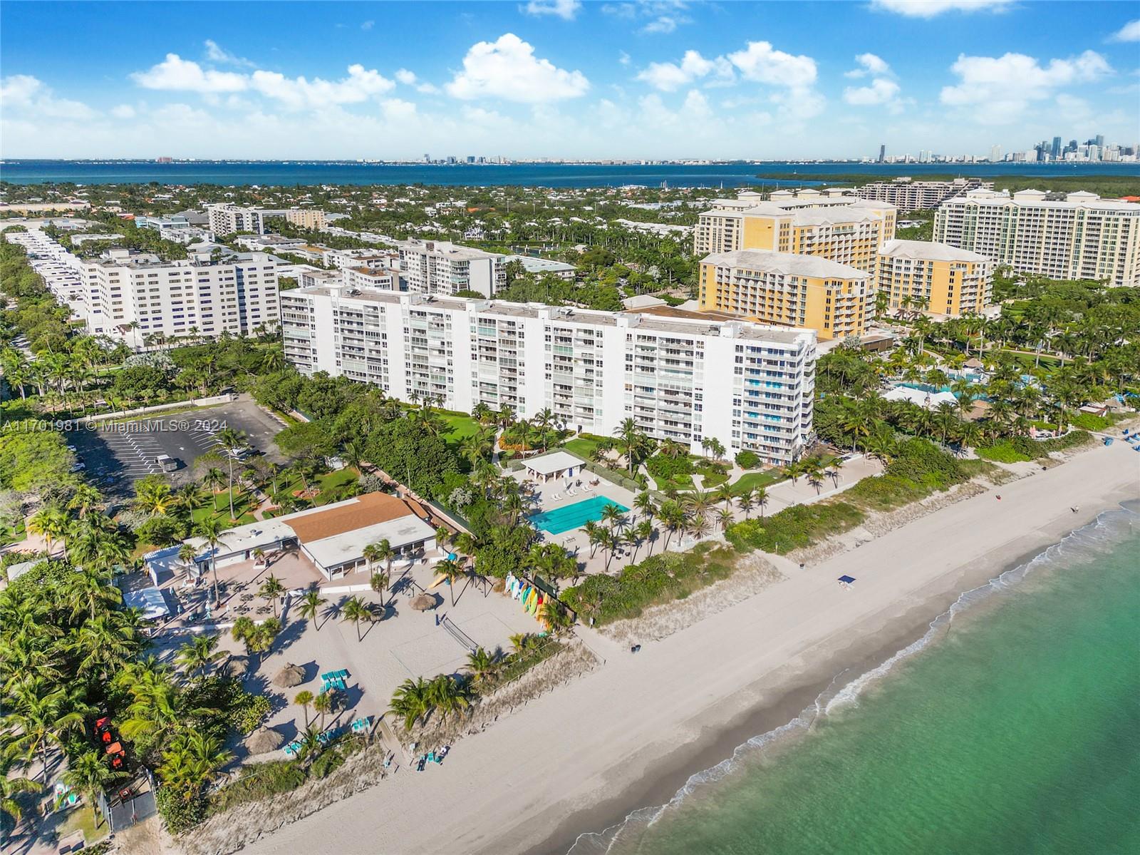 605 Ocean Dr #4L, Key Biscayne, Florida image 3