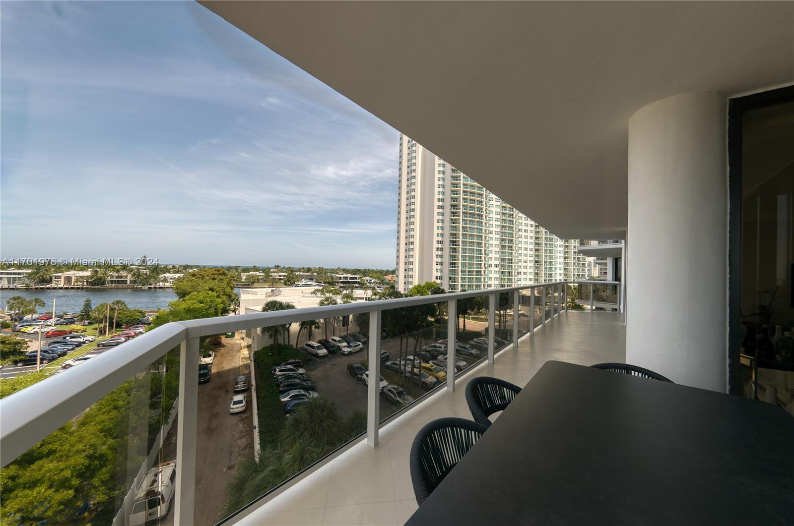 20281 E Country Club Dr #402, Aventura, Florida image 8