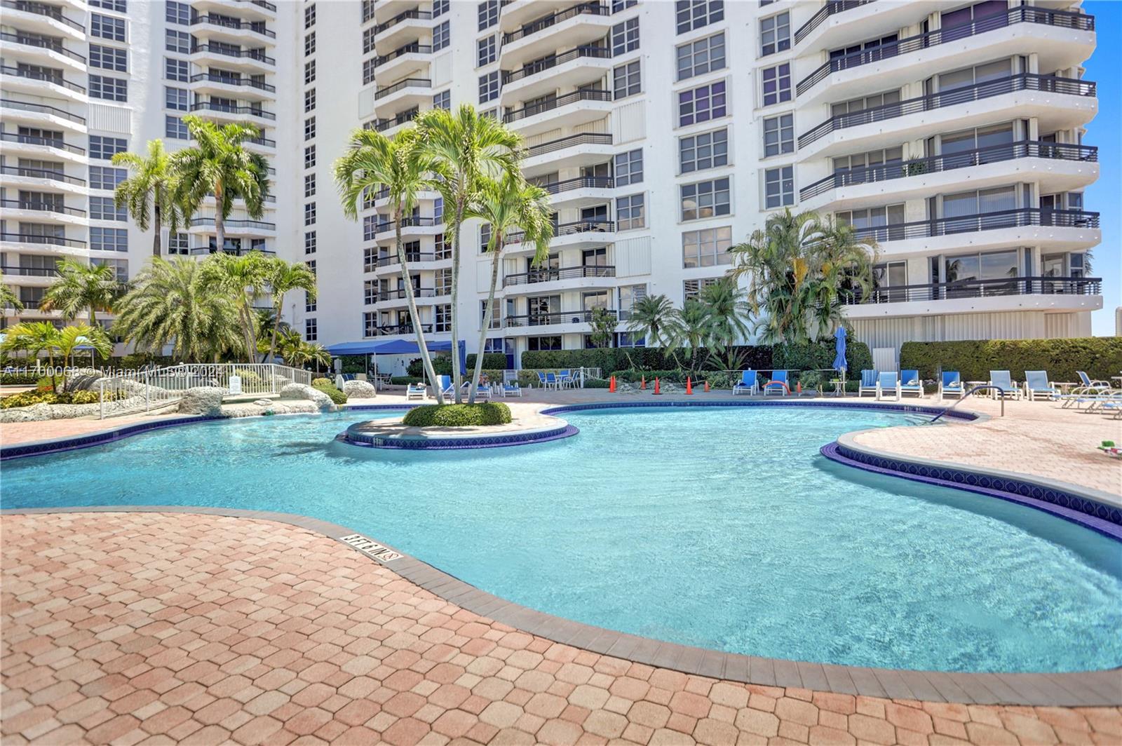 3530 Mystic Pointe Dr #1408, Aventura, Florida image 35