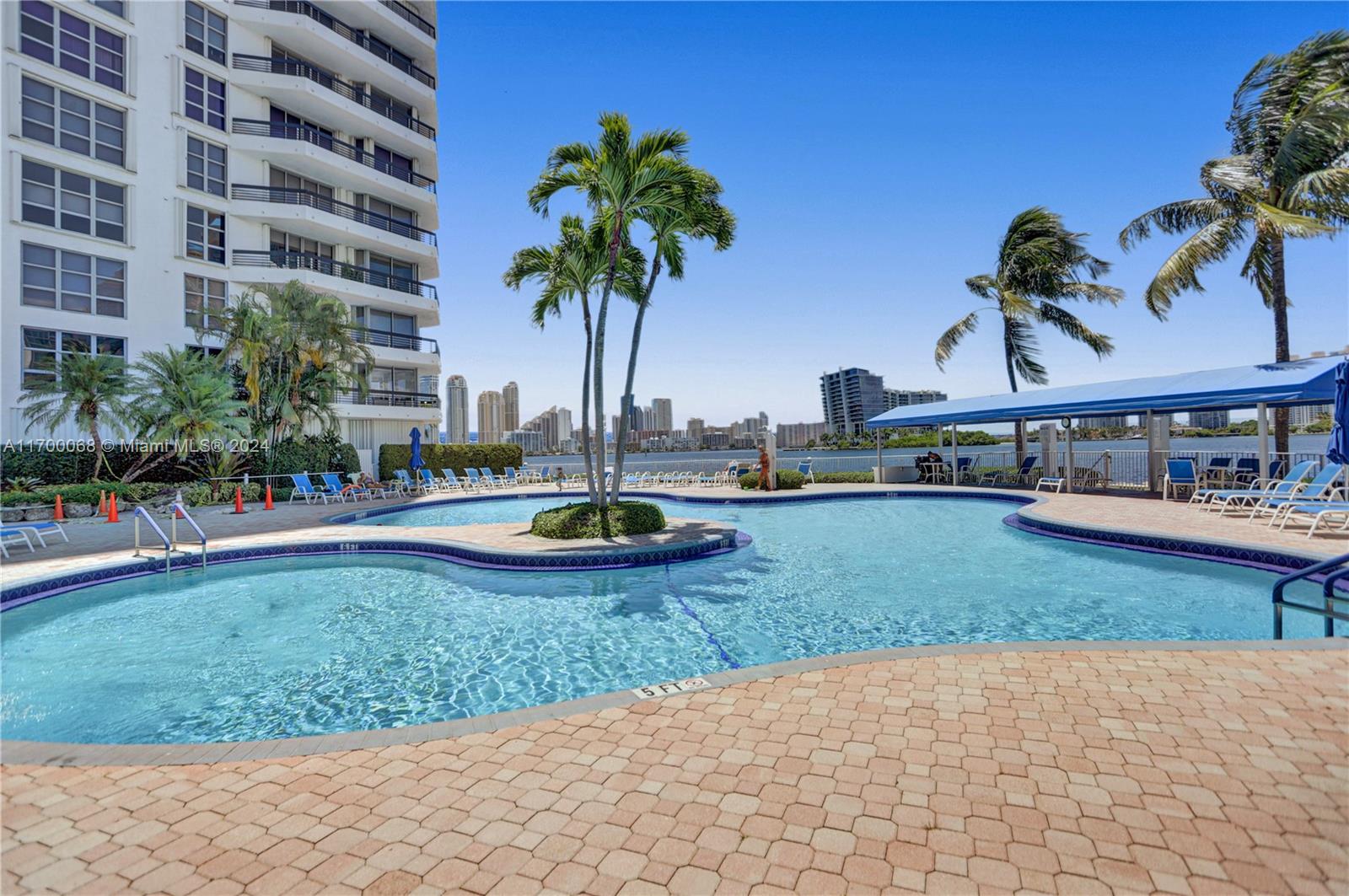 3530 Mystic Pointe Dr #1408, Aventura, Florida image 36